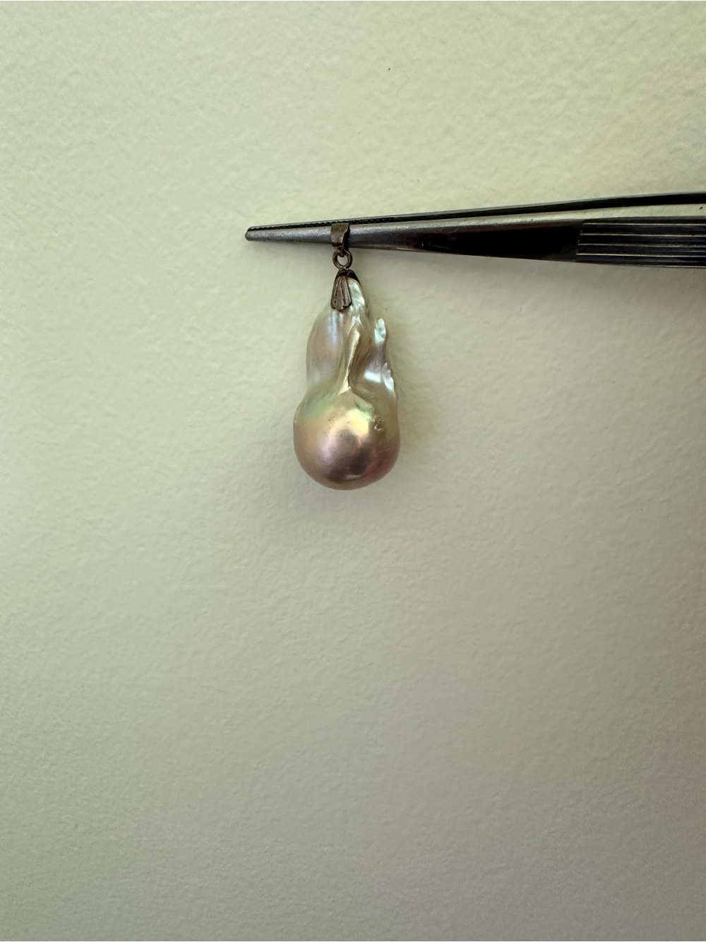 16mm freshwater baroque pearl pendant lavender and pink iridescence 925S